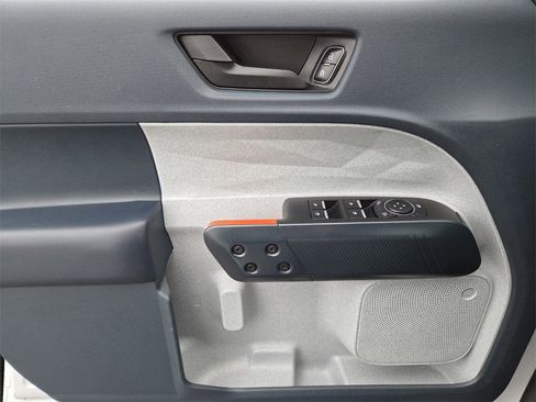 Used 2024 Ford Maverick XLT image 8