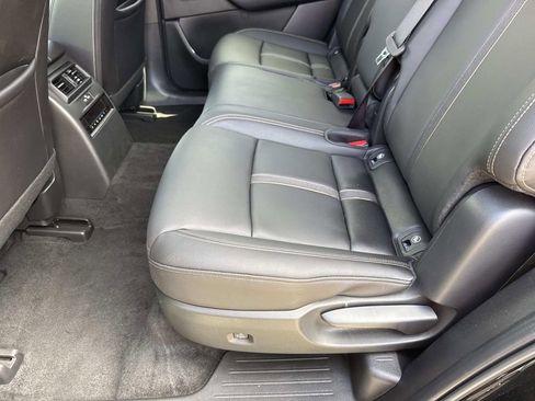 Used 2025 MAZDA CX-90 3.3 Turbo w/ Select Package image 17