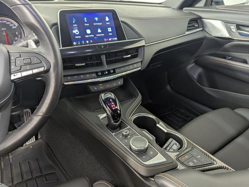 Used 2022 Cadillac CT4 V image 17
