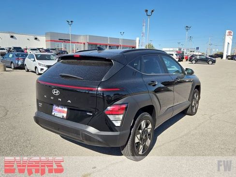 Used 2024 Hyundai Kona SEL image 28