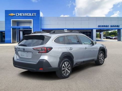 Used 2024 Subaru Outback Premium image 4