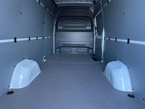 New 2025 Mercedes-Benz Sprinter 2500 image 14
