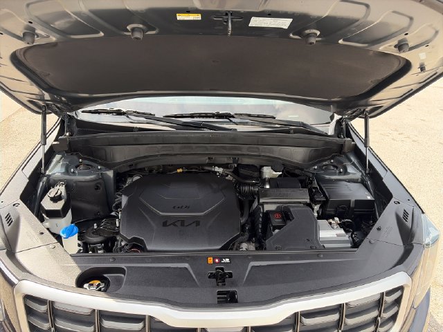 Used 2025 Kia Telluride S AWD/4WD image 22