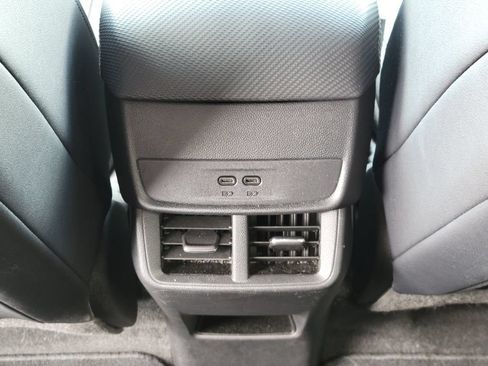Used 2026 Chevrolet Equinox LT w/ Convenience Package II AWD/4WD image 16