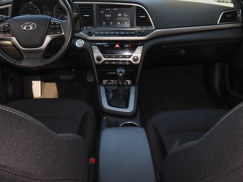 Used 2018 Hyundai Elantra Value Edition FWD image 10