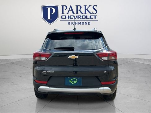 Used 2025 Chevrolet TrailBlazer LT AWD/4WD image 6