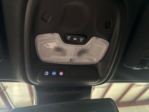 Used 2024 Chevrolet Colorado LT w/ LT Convenience Package III image 14