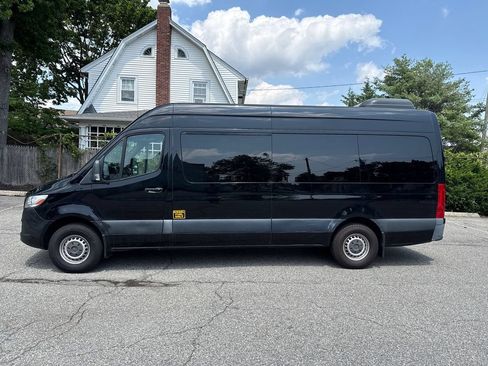 Used 2019 Mercedes-Benz Sprinter 2500 w/ Acoustic Package image 4