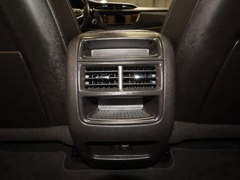 Used 2022 Cadillac XT5 Premium Luxury image 29