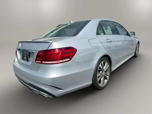 Used 2014 Mercedes-Benz E 350 Sedan image 9