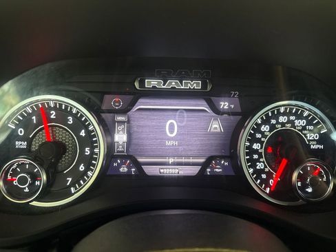Used 2025 RAM 1500 Big Horn AWD/4WD image 17