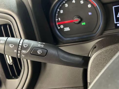 Used 2024 Chevrolet Silverado 2500 Custom w/ Custom Convenience Package image 18