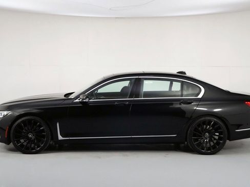 Used 2020 BMW 740i w/ Premium Package image 53