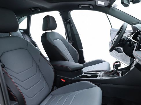 New 2026 Volkswagen Jetta GLI Autobahn FWD image 70