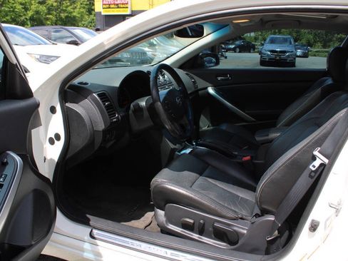 Used 2011 Nissan Altima 2.5 S w/ 2.5S Premium Pkg FWD image 22