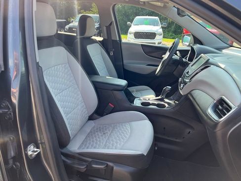Used 2018 Chevrolet Equinox LT FWD image 8