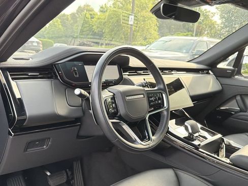 Used 2025 Land Rover Range Rover Sport AWD/4WD image 10