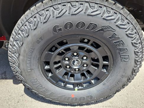 New 2026 Ford Bronco Badlands AWD/4WD image 7