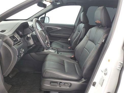 Used 2023 Honda Passport TrailSport image 19