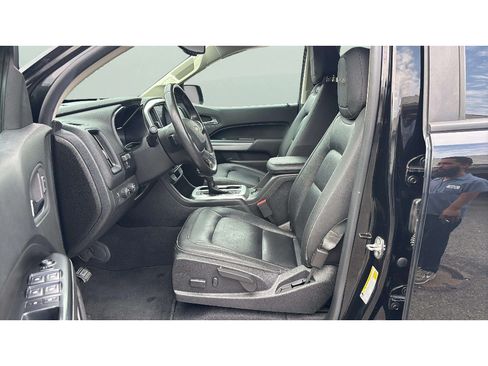 Used 2019 Chevrolet Colorado ZR2 w/ ZR2 Midnight Special Edition AWD/4WD image 10