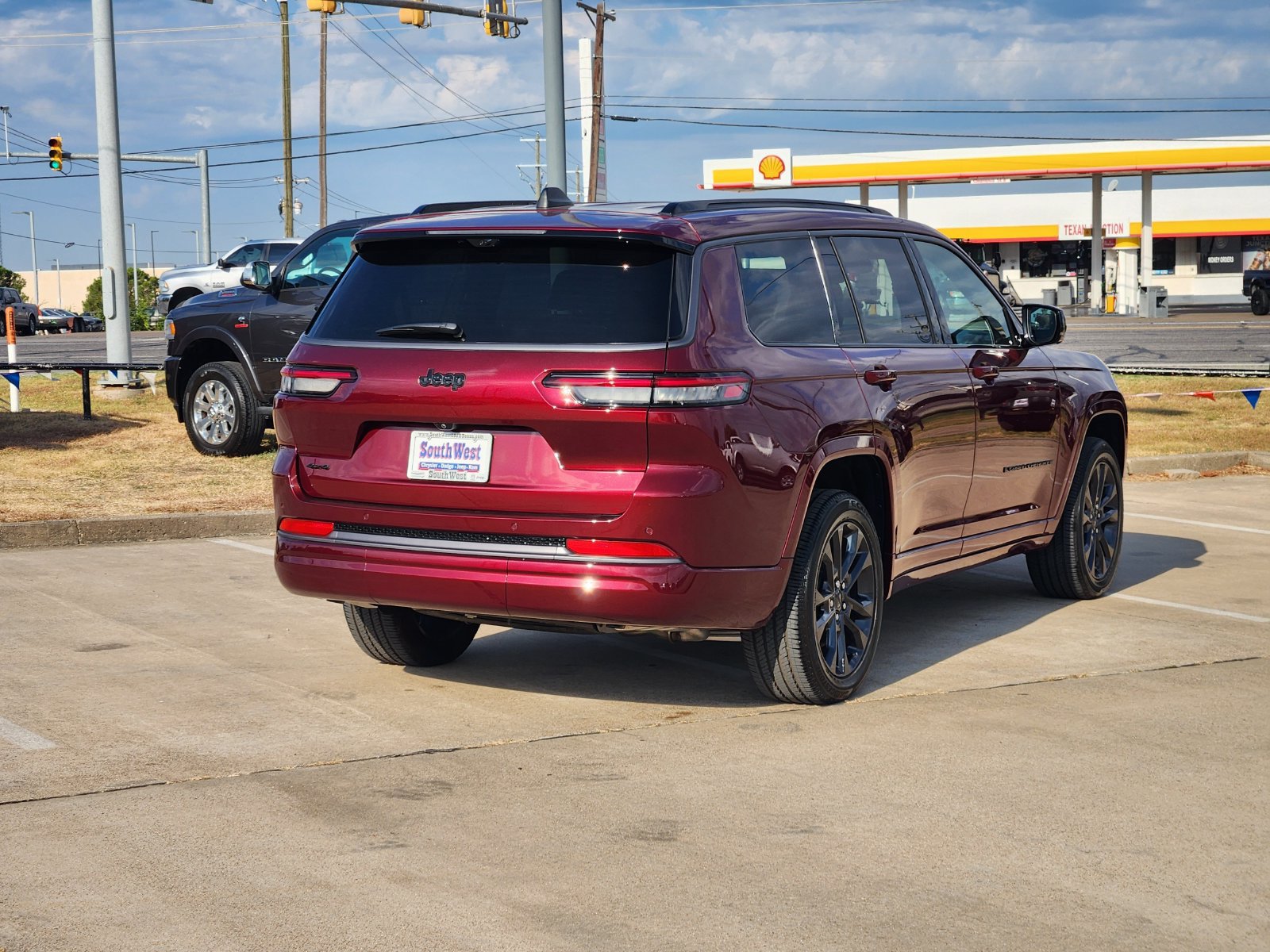 Used 2026 Jeep Grand Cherokee L Limited AWD/4WD image 5