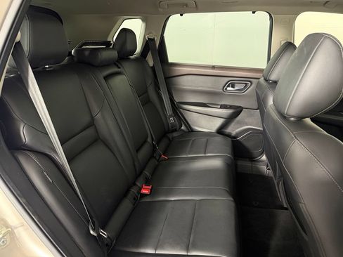 Used 2023 Nissan Rogue SL w/ SL Premium Package FWD image 15
