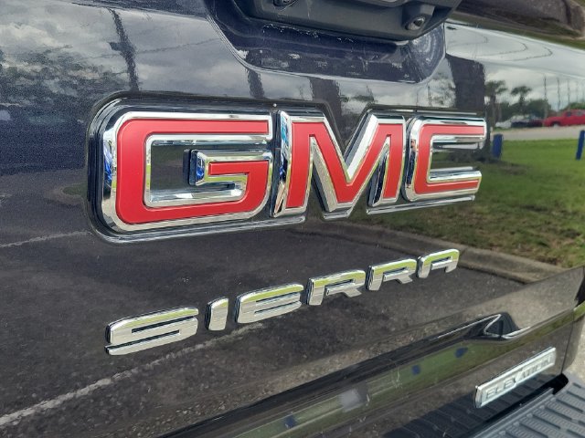 Certified 2025 GMC Sierra 1500 Elevation AWD/4WD image 10