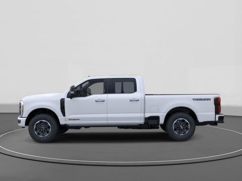 New 2026 Ford F250 Platinum w/ Tremor Off-Road Package AWD/4WD image 3