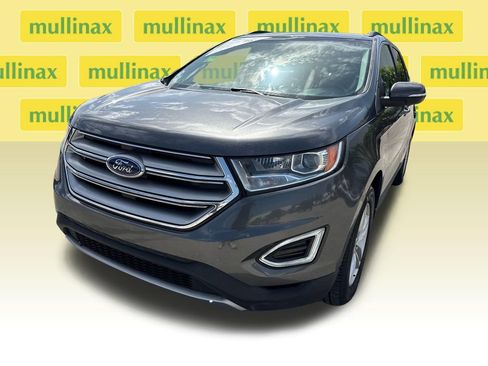 Used 2018 Ford Edge SEL w/ Equipment Group 201A FWD image 8