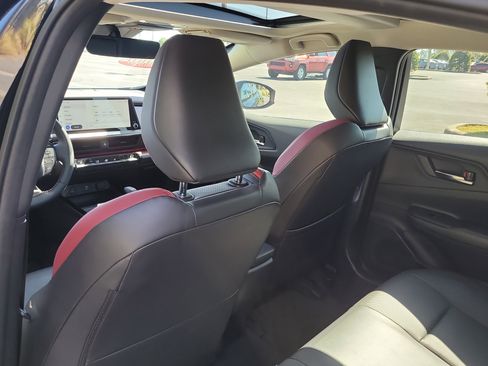 Certified 2024 Toyota Prius Prime image 12