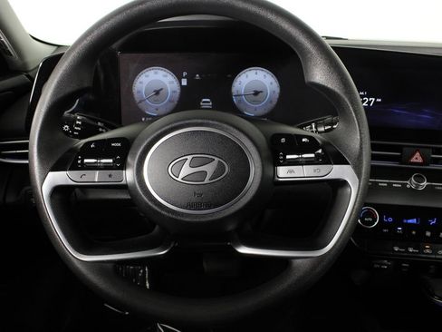 Certified 2024 Hyundai Elantra SEL FWD image 10