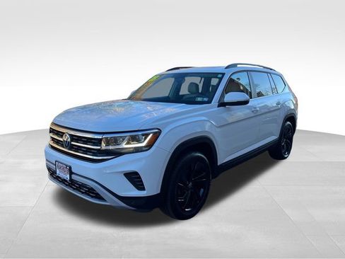 Used 2023 Volkswagen Atlas SE image 3