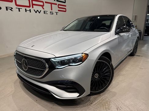 Used 2024 Mercedes-Benz E 350 4MATIC Sedan w/ Airmatic Package image 2