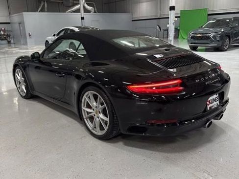 Used 2017 Porsche 911 Carrera S image 8