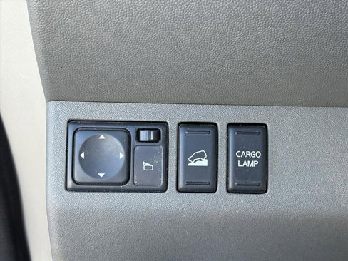 Used 2019 Nissan Frontier SV image 23