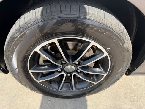 Used 2019 Dodge Grand Caravan GT FWD image 44