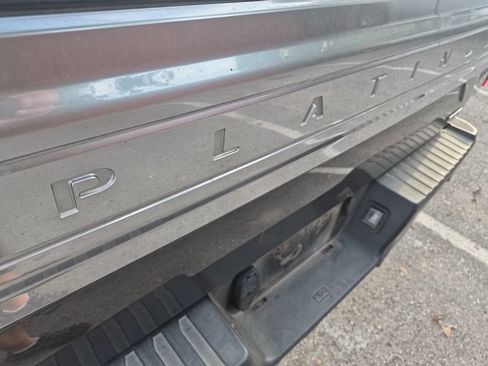 Used 2019 Ford F150 Platinum w/ Equipment Group 701A Luxury AWD/4WD image 14