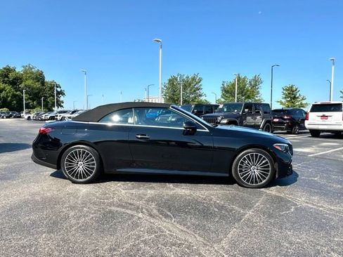 Used 2026 Mercedes-Benz CLE 450 4MATIC Cabriolet image 16