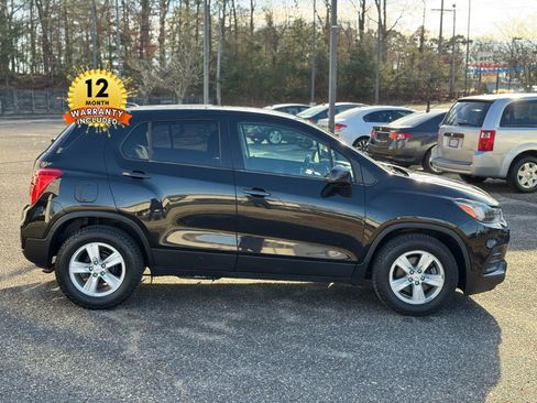 Used 2020 Chevrolet Trax LS w/ Tint and Cruise Package image 6