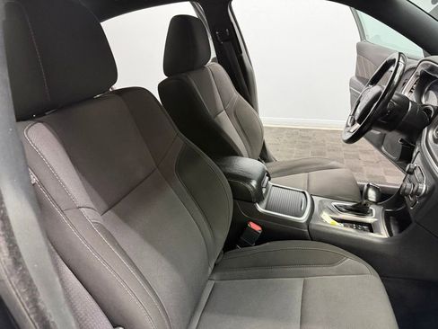 Used 2022 Dodge Charger SXT RWD image 51