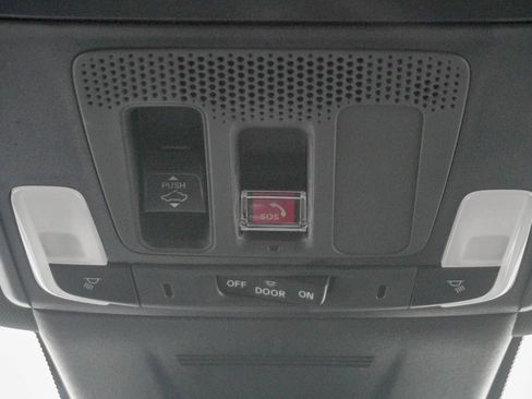 Used 2026 Honda CR-V Sport Touring image 28