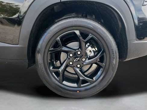 New 2026 Chevrolet Trax LT w/ Midnight Edition FWD image 34