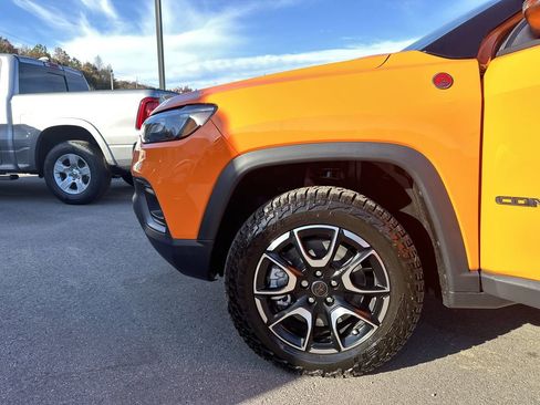 New 2026 Jeep Compass Trailhawk image 9