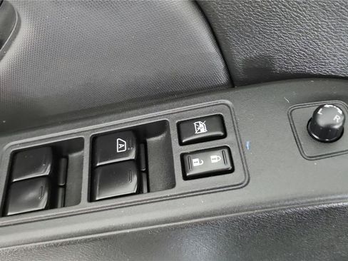 Used 2023 Nissan Frontier PRO-4X w/ Pro-4X Premium Package AWD/4WD image 17