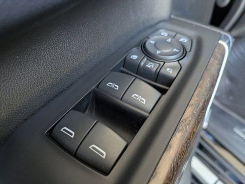 Used 2023 GMC Sierra 3500 Denali w/ Denali Ultimate Package image 23