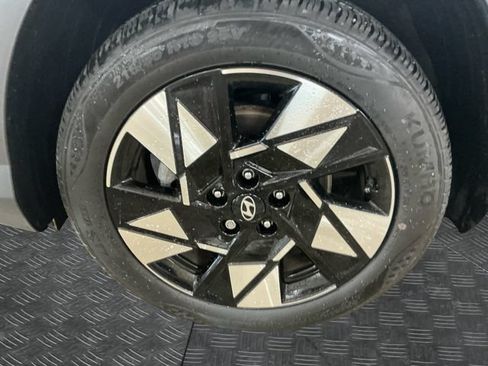 Certified 2024 Hyundai Kona SEL FWD image 15