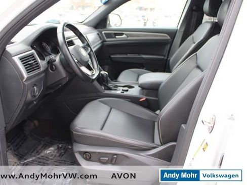 Used 2020 Volkswagen Atlas Cross Sport SE w/ Towing Package image 18