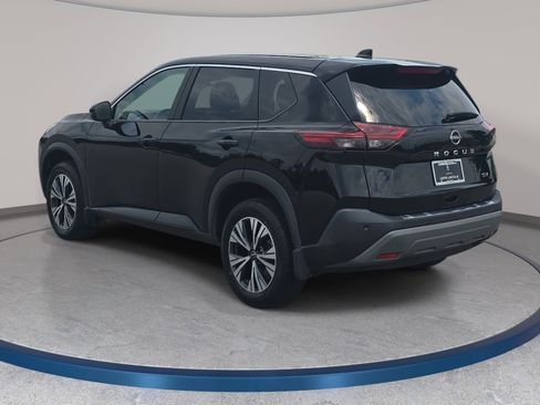 Used 2022 Nissan Rogue SV FWD image 7
