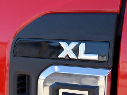 Used 2025 Ford F350 XL w/ XL Off-Road Package AWD/4WD image 17