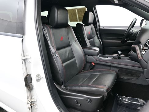 Used 2024 Dodge Durango GT image 12